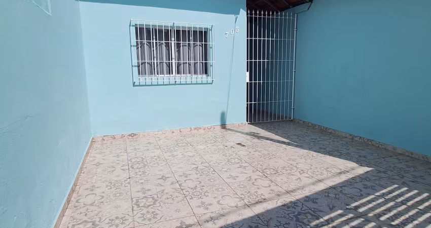 Casa em ótimo estado, espaçosa e bem arejada no bairro da guilhermina