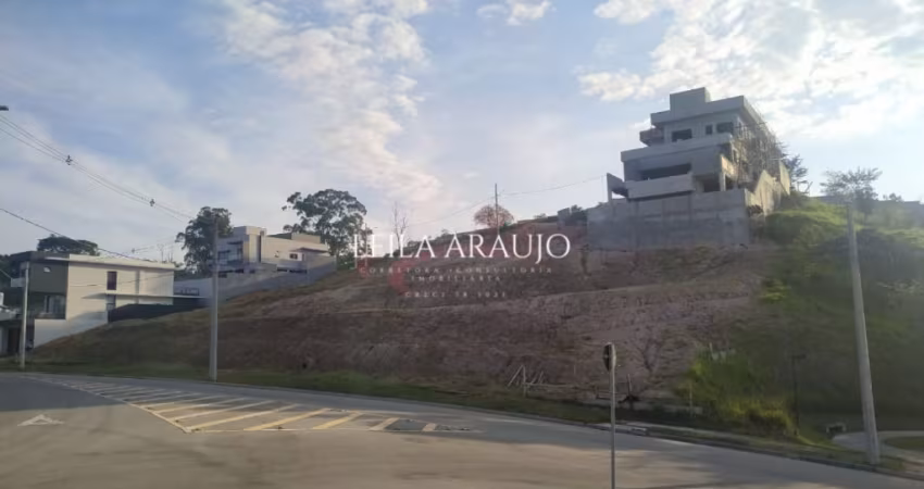 CONDOMÍNIO CONTÉM, SALÃO DE FESTAS, CHURRASQUEIRA, PLAYGROUND, BRINQUEDOTECA, SALÃO DE JOGOS, QUADRA DE TÊNIS, QUADRA POLIESPORTIVO, PISCINA ADULTO, PISCINA INFANTIL, ACADEMIA, LAGO DE PESCA, PRAÇAS C