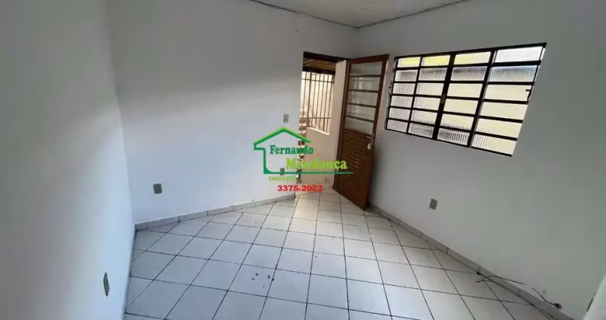 Casa com 2 quartos para alugar na Rua Hernesto Carneiro Santiago, 222, Padre Eustáquio, Belo Horizonte