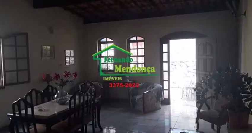 Casa com 2 quartos à venda na Rua Itutinga, 75, Minas Brasil, Belo Horizonte