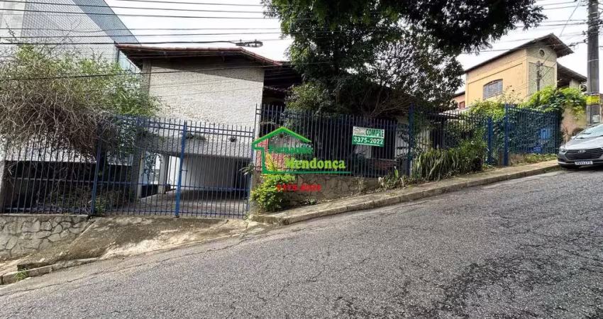 Casa com 3 quartos à venda na Rua Dom Modesto Augusto, 95, Coração Eucarístico, Belo Horizonte