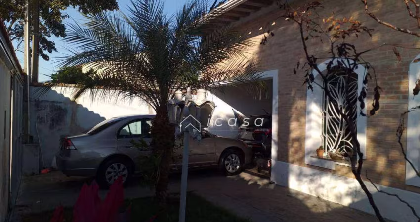 Casa térrea no Jardim Amalia com 201 m² de área construída, 03 dormitórios , 03 vagas