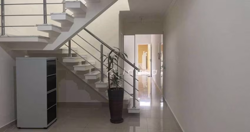 Sobrado com 3 dormitórios à venda, 150 m² por R$ 665.000,00 - Jardim das Indústrias - São José dos Campos/SP