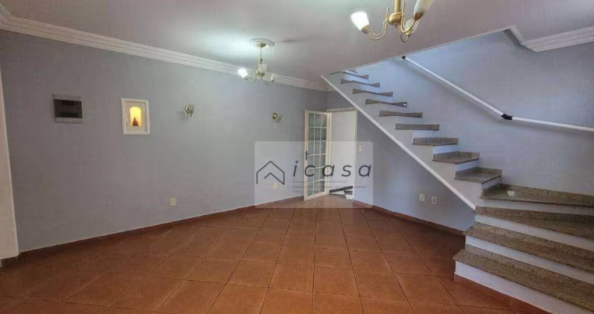 Casa com 3 dormitórios para alugar, 200 m² por R$ 1.865,00/mês - Vila Santa Izabel - Caçapava/SP