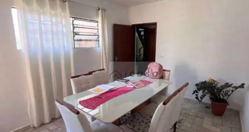 Casa com 4 dormitórios à venda, 187 m² por R$ 600.000,00 - Vila Resende - Caçapava/SP