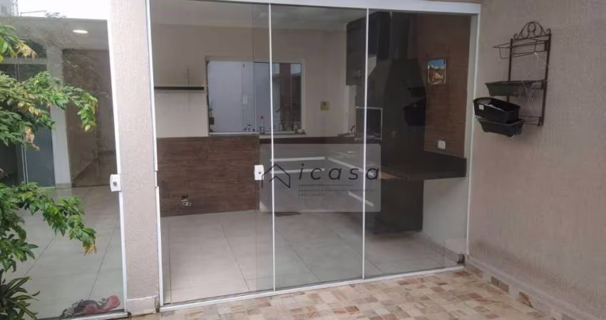 Sobrado com 3 dormitórios à venda, 200 m² por R$ 649.000,00 - Jardim Rodolfo - São José dos Campos/SP