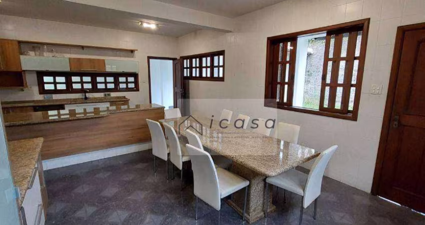 Sobrado com 6 dormitórios à venda, 372 m² por R$ 950.000,00 - Vila Resende - Caçapava/SP