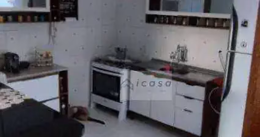 Sobrado com 2 dormitórios à venda, 92 m² por R$ 285.000,00 - Village das Flores - Caçapava/SP