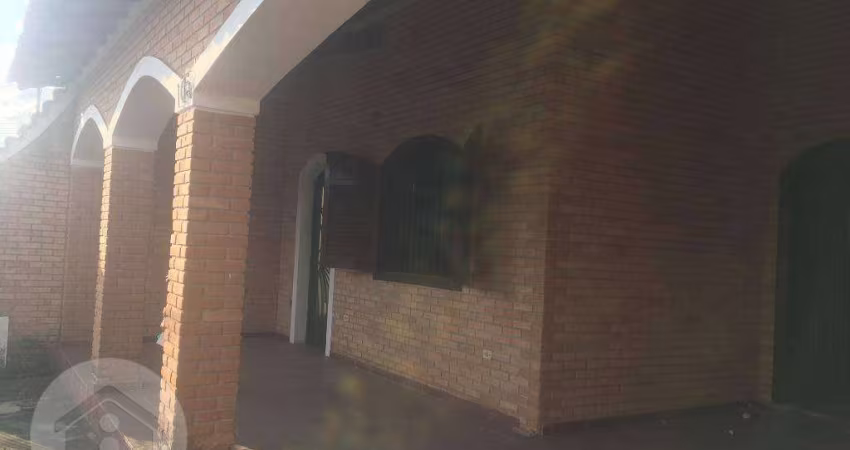 Casa com 3 dormitórios à venda, 127 m² por R$ 400.000,00 - Vila Antônio Augusto Luiz - Caçapava/SP