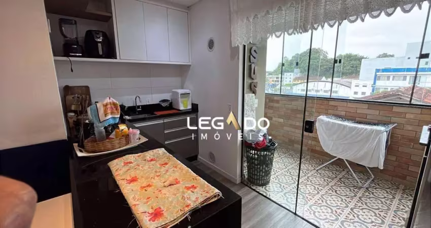 Apartamento mobiliado com 2 dormitórios à venda, 54 m² por r$ 360.000 - iririú - joinville/sc