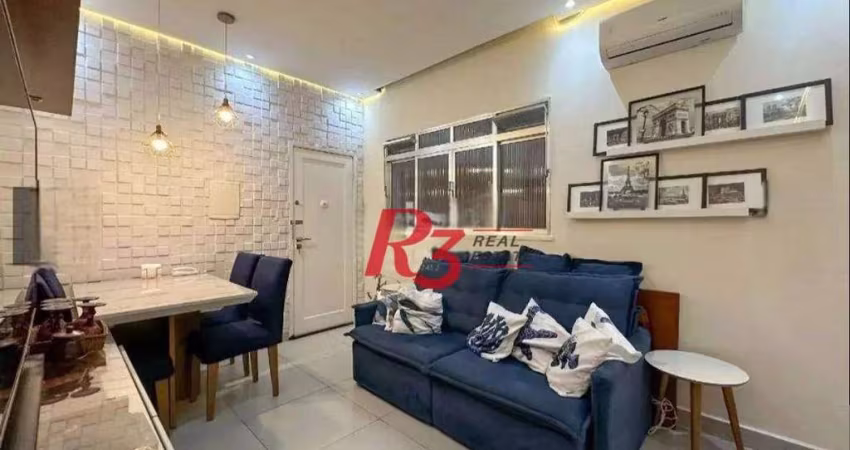 Apartamento com 2 dormitórios à venda, 66 m² por R$ 490.000,00 - Embaré - Santos/SP