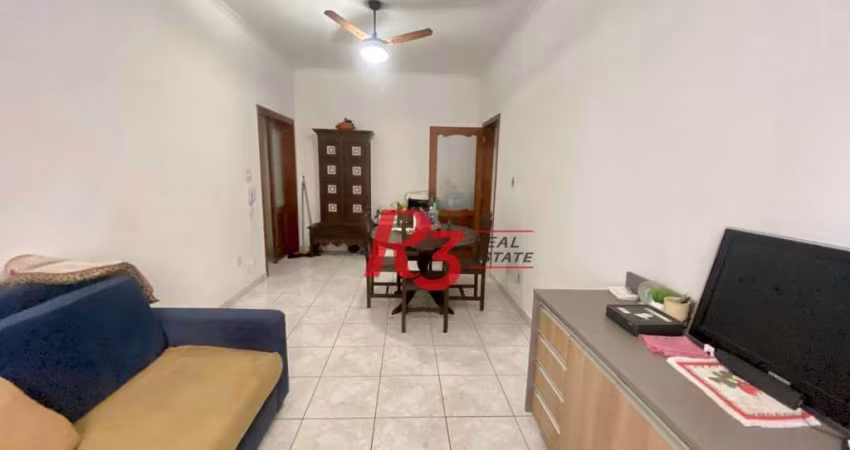 Apartamento com 2 dormitórios na quadra da praia, 82 m² por R$ 648.000 - Gonzaga - Santos/SP