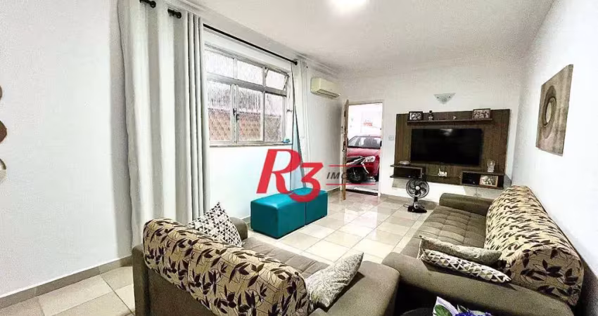 Casa com 3 dormitórios à venda, 233 m² por R$ 1.200.000,00 - Campo Grande - Santos/SP