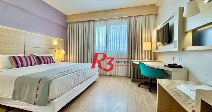 Apartamento com 1 dormitório à venda, 25 m², na quadra da praia, por R$ 390.000 - Gonzaga - Santos/SP