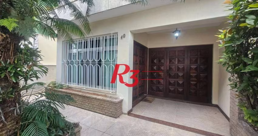 Sobrado á venda ou Alugar em Santos boqueirão 4 dormitórios 2 suítes