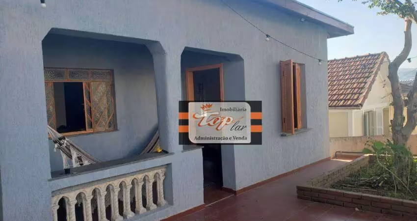 Casa térrea com 2 dormitórios 1 suíte 2 vagas