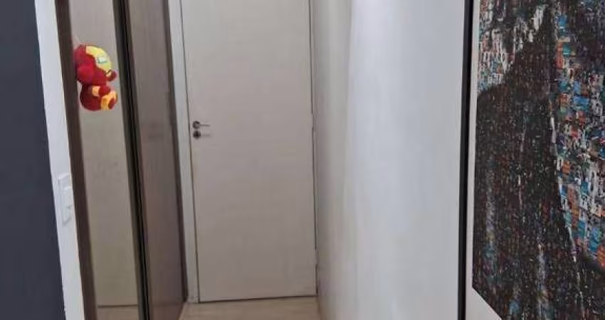 Apartamento com 2 dormitórios à venda, 45 m² por R$ 310.000,00 - Sítio Pinheirinho - São Paulo/SP