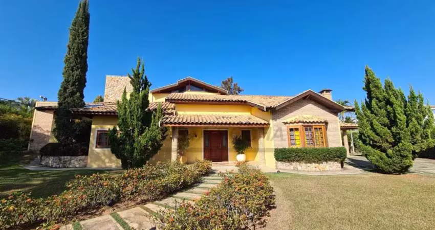 Casa com 4 dormitórios à venda, 500 m² por R$ 2.500.000,00 - Condomínio Haras Paineiras - Salto/SP