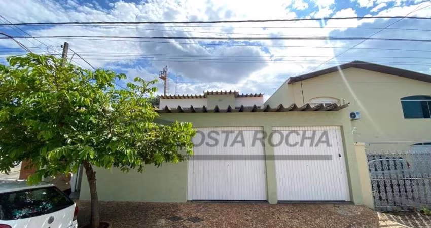 Casa com 3 dormitórios à venda, 265 m² por R$ 620.000,00 - Vila Roma - Salto/SP