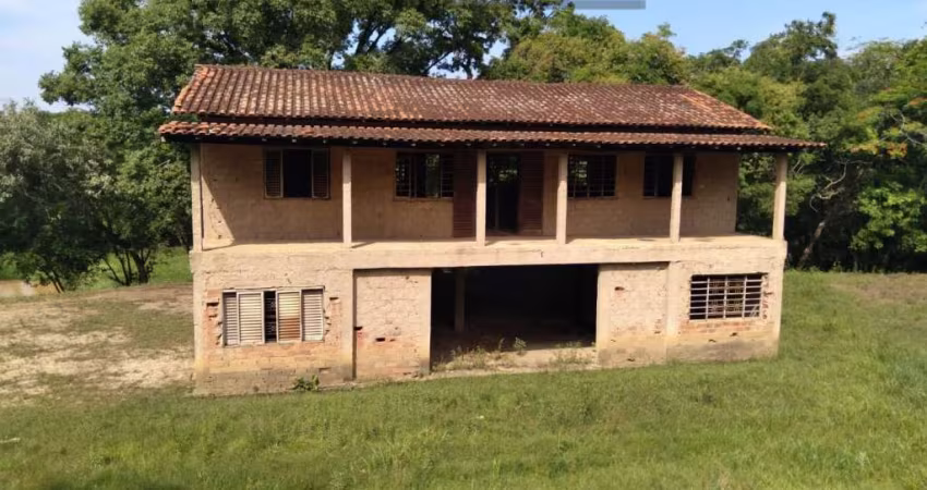 Chácara com 3 dormitórios à venda, 5403 m² por R$ 800.000,00 - Convívio Reconquista - Salto/SP