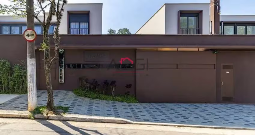 Casa em condomínio exclusivo ? 487 m², 4 suítes e piscina privativa