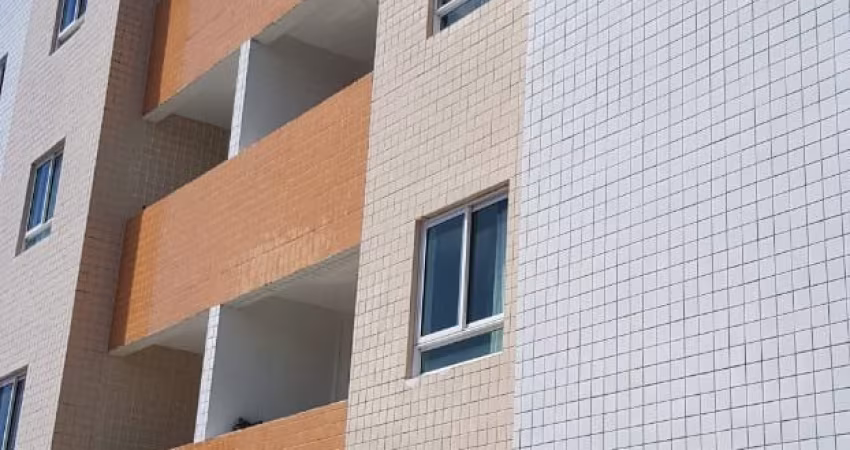 APARTAMENTO USADO COM 02 QTOS NO BANCÁRIOS