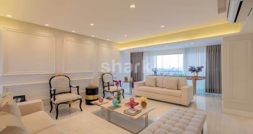 Apartamento para venda por R$ 4.700.000,00 em Alphaville, Santana de Parnaíba-SP