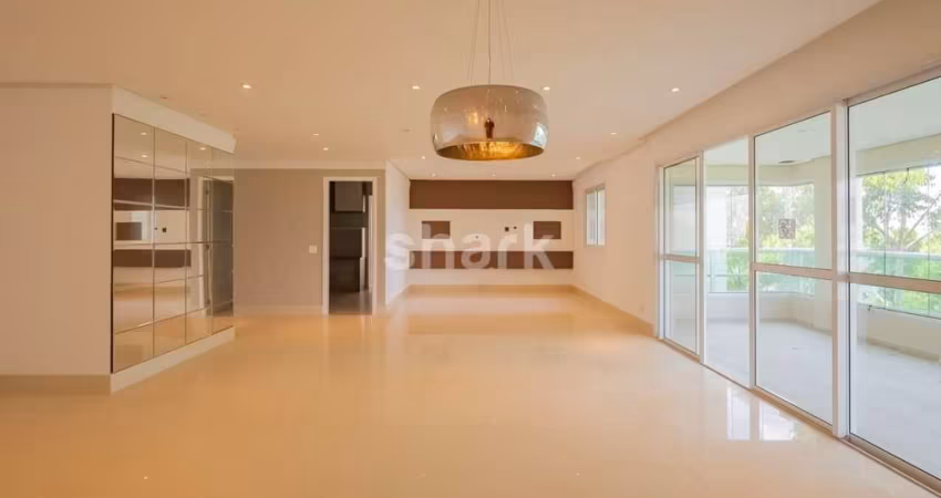 Apartamento para locação por R$ 13.000,00/mês em Tamboré, Santana de Parnaíba-SP