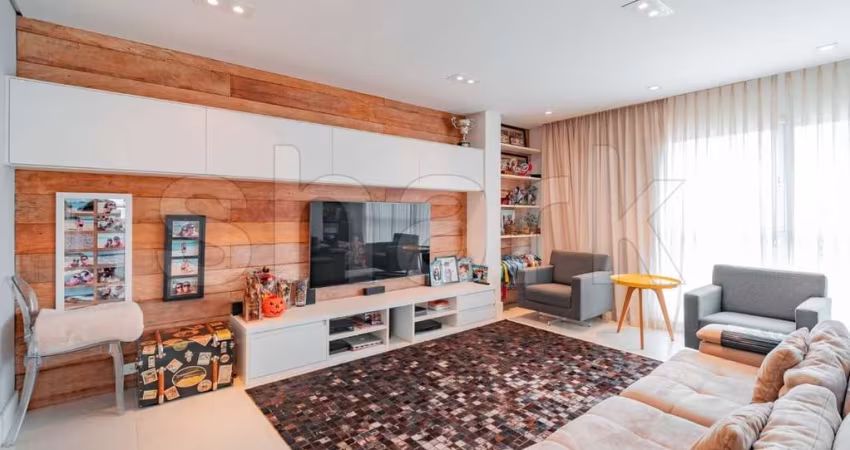 Apartamento à venda  por R$  1.700.000,00  em Alphaville, Barueri-SP
