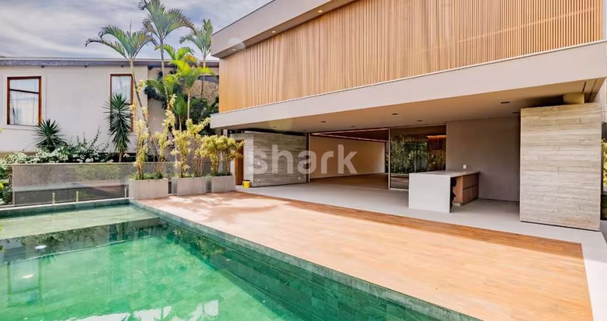 Casa para venda por R$ 13.900.000,00  ou locação R$100.000,00 em Alphaville, Barueri-SP