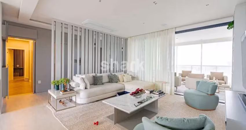 Apartamento para locação por R$ 40.000,00 em Alphaville, Barueri-SP