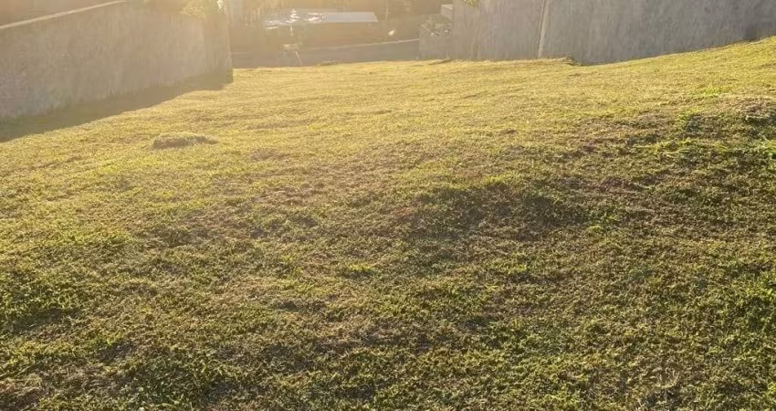 Terreno à venda por R$ 730.000,00 em Alphaville, Santana de Parnaíba-SP
