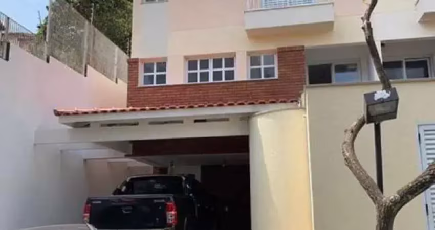 Casa para venda por R$ 1.400.000,000 em Cotia -SP
