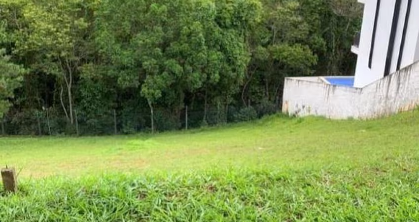 Terreno à venda por R$ 960.000,00 em Alphaville, Santana de Parnaíba-SP