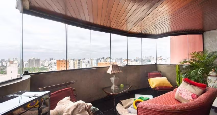 Cobertura  para venda por R$ 4.240.000,00 em Moema São Paulo-SP