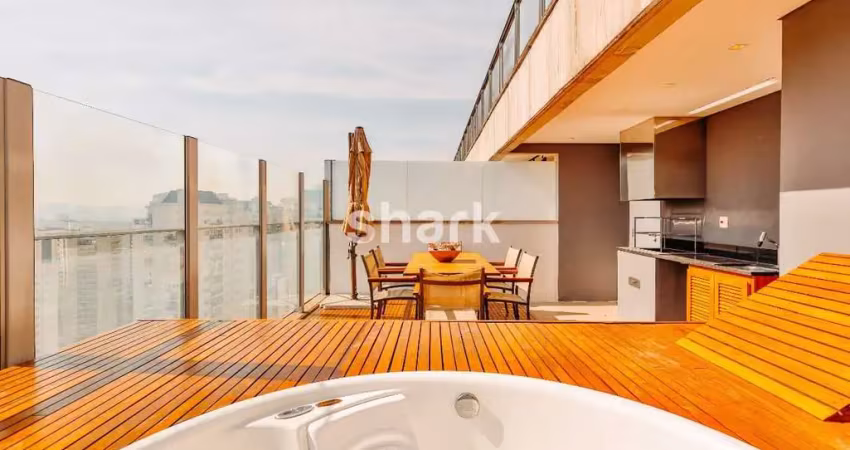 Cobertura triplex para venda  por R$ 4.800.000,00 na Vila Nova Conceição - SP