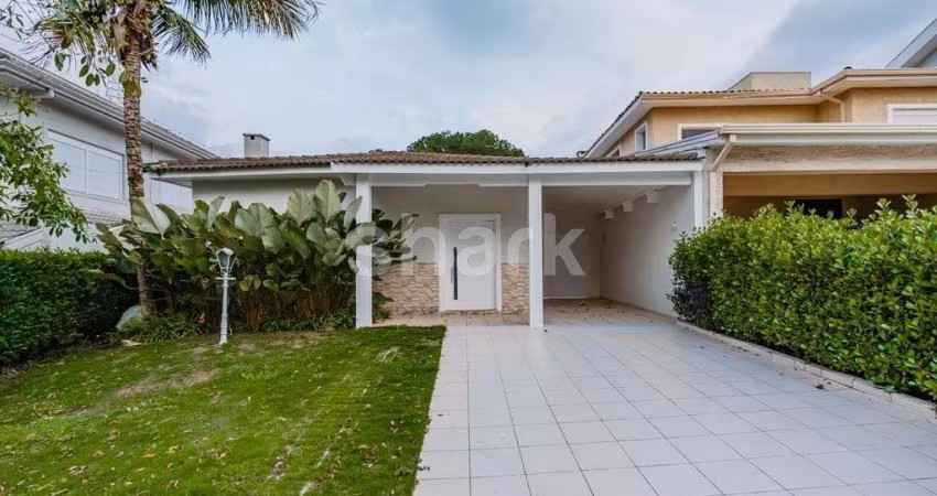 Casa a venda por R$ 2.800.000,00 em Alphaville - SP