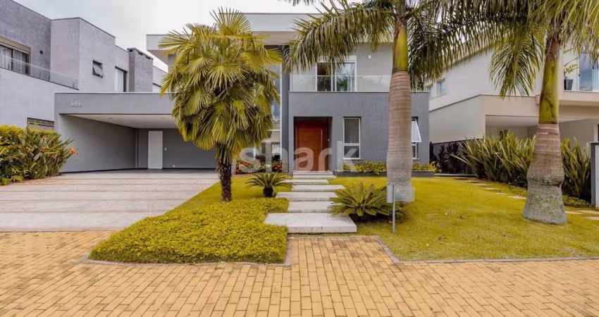 Casa à por R$ 4.400.000,00 em Alphaville - Santana De Parnaíba