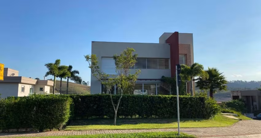 Casa para venda por R$ 4.800.000,00 em Alphaville, Santana de Parnaíba-SP