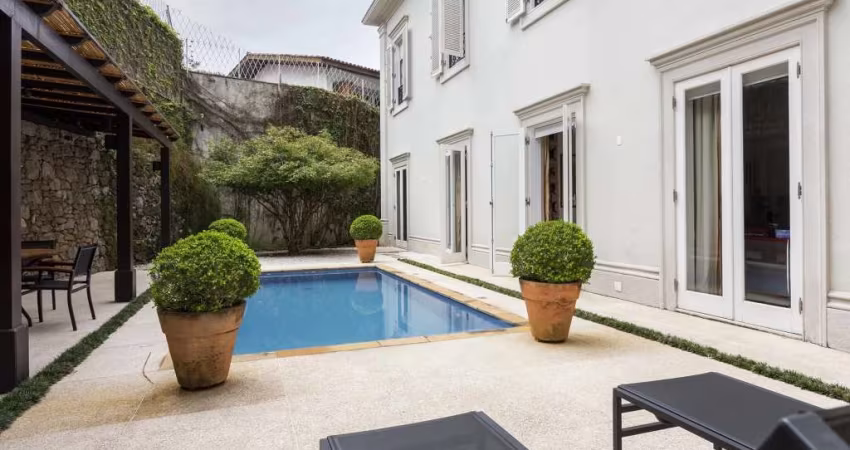 Casa à venda por R$ 9.200.000,00 no Cidade Jardim, São Paulo, SP