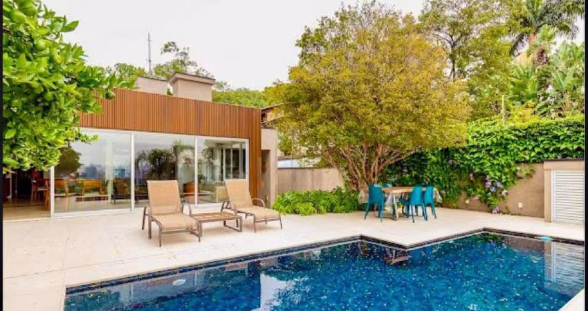 Casa à venda em rua fechada por R$ 12.000.000,00 no Jardim Guedala, São Paulo, SP