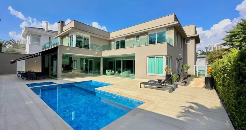Casa para venda por R$ 10.800.000,00 em Alphaville, Santana de Parnaíba-SP