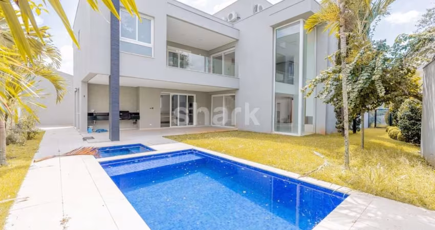 Casa para venda por R$6.000.000,00 ou locação por R$30.000,00 em Alphaville, Santana de Parnaíba-SP