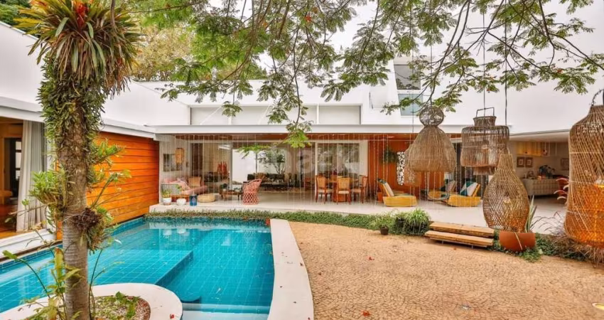Casa padrão à Venda, Vila Madalena, São Paulo, SP