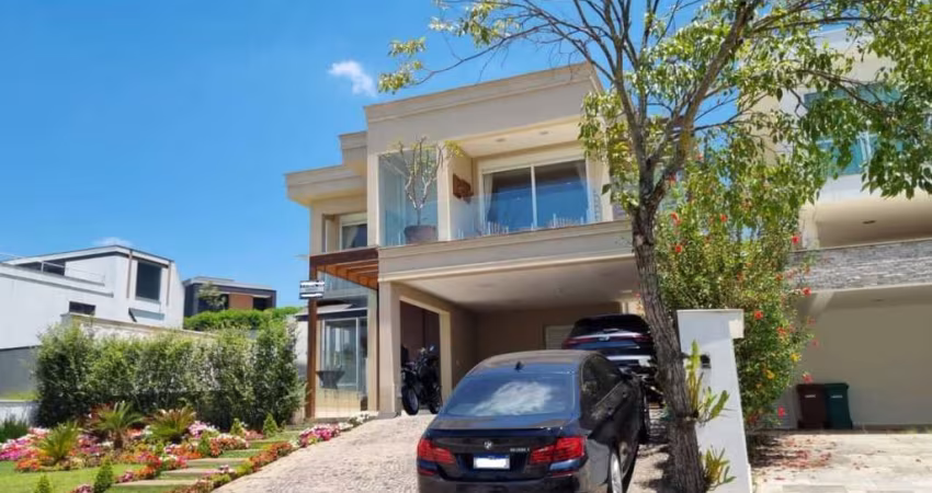 Casa à venda  por R$ 5.200.000,00 em Alphaville, Santana de Parnaíba-SP