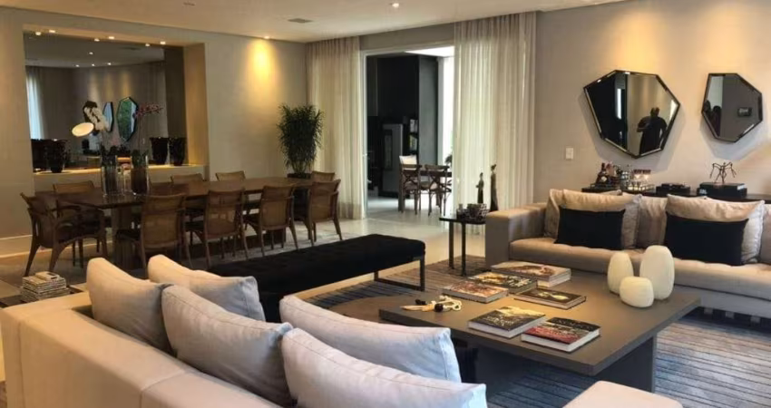 Casa à venda  por  R$ 8.650.000,00 em Tamboré - Santana de Parnaíba - SP .