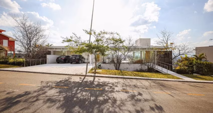 Casa para venda por R$ 10.000.000,00 em Alphaville, Santana de Parnaíba-SP