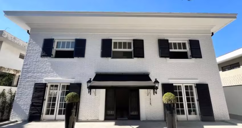 Casa à venda por R$ 8.000.000,00 em Cidade Jardim- SP
