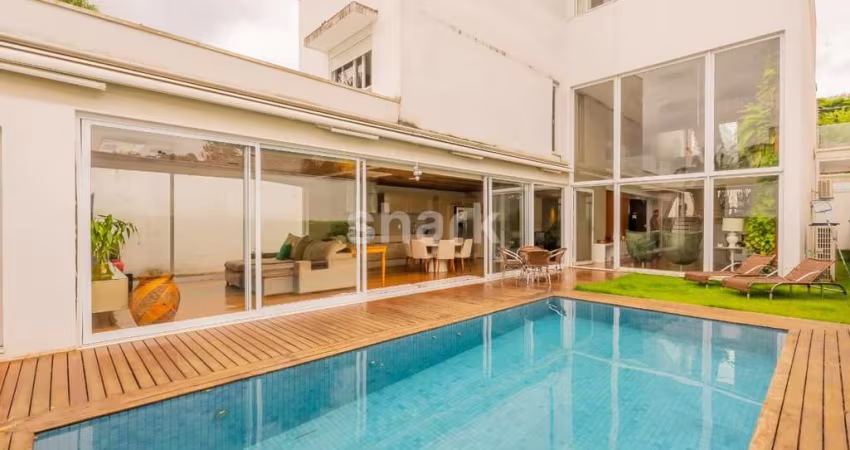 Casa à venda por R$ 10.640.000,00 em Vila Madalena, São Paulo-SP