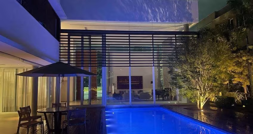 Casa para venda e locação por R$ 19.900.000,00 ou R$ 90.000,00 em Alphaville, Barueri - SP